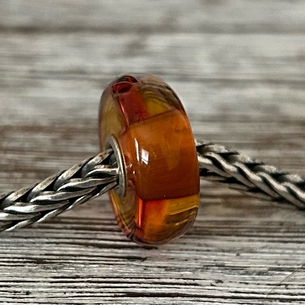 TROLLBEADS Maple Amber Bead w Natural Inclusions LAA 925S NEW! - Picture 6 of 8